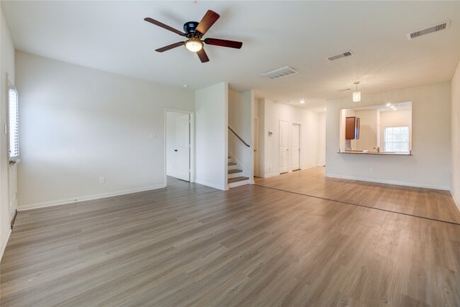 Building Photo - 3001 Iron Woods Dr