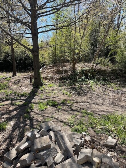 Building Photo - 402 S Pearl St