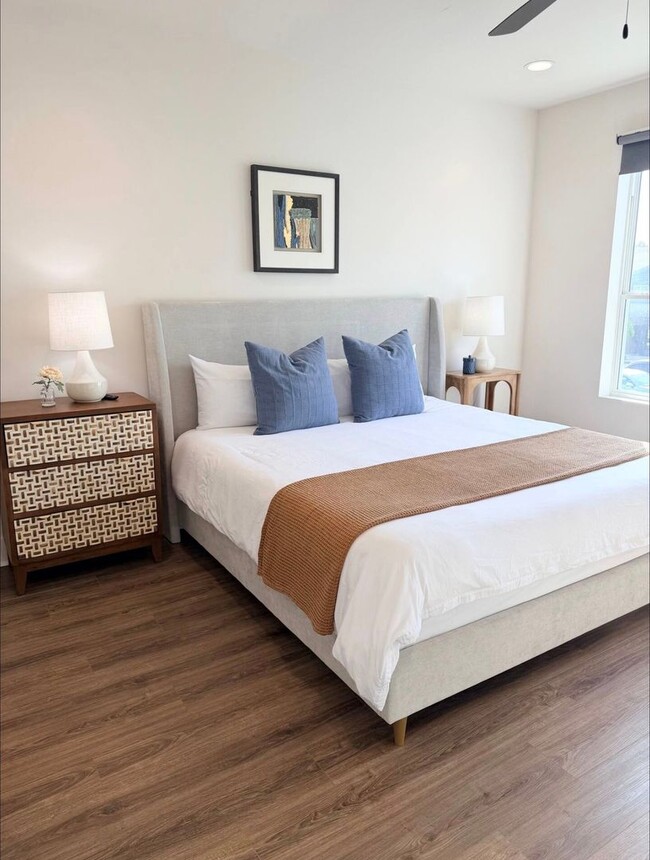 Building Photo - FOR RENT in LAFAYETTE!