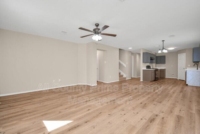 Building Photo - 21910 Willow Shade Ln