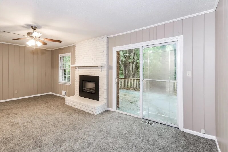 Building Photo - 2905 Piedmont Dr