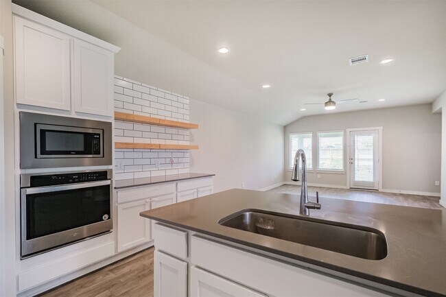 Building Photo - 12534 Newport Arch Ln