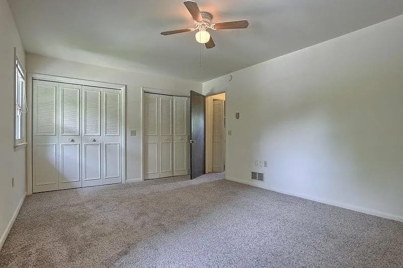 Building Photo - 451 W Main Ave