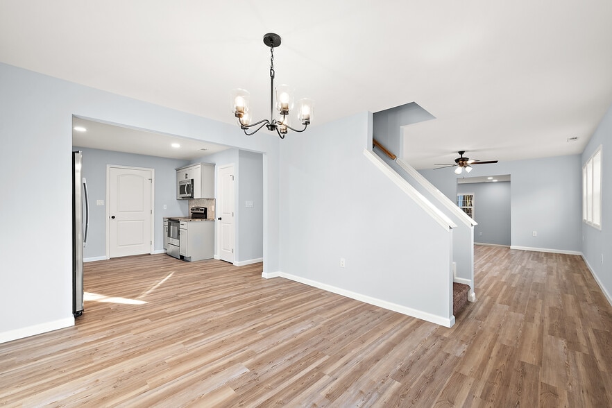 Building Photo - 1201 Tuscola Ave