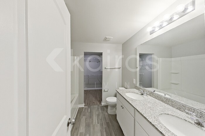 Building Photo - 231 Wedgewood Dr