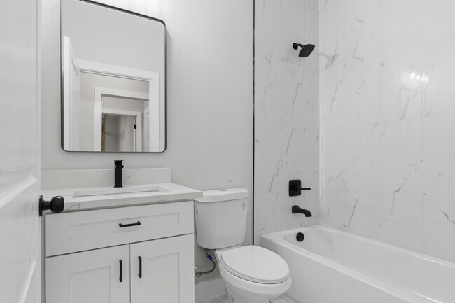 Building Photo - 2205 E 148th Ave