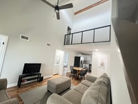 Building Photo - 515 37th Ave N