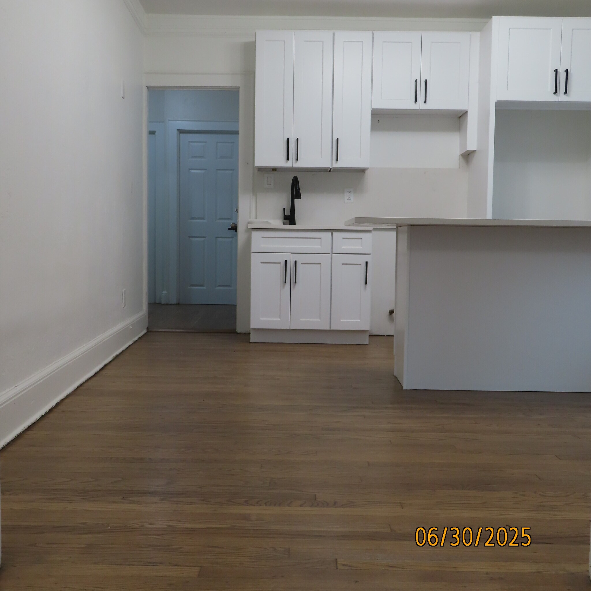 Building Photo - 348 Boyden Ave