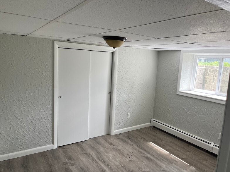 Bedroom 2 - 422 Reservoir St