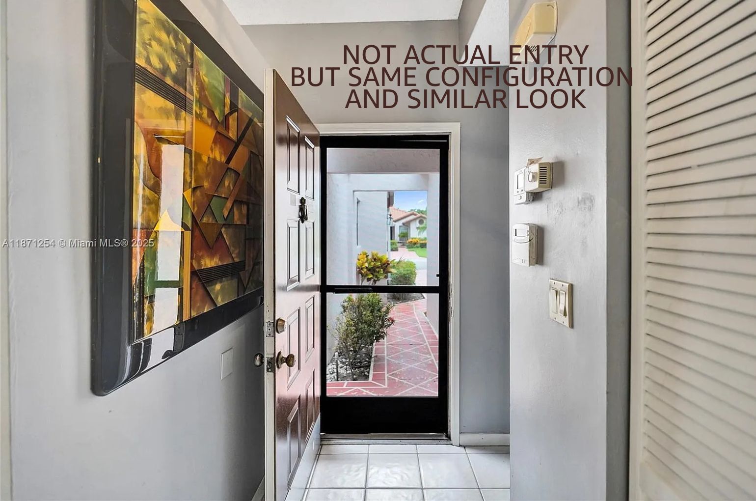 Building Photo - 6539 Royal Manor Cir