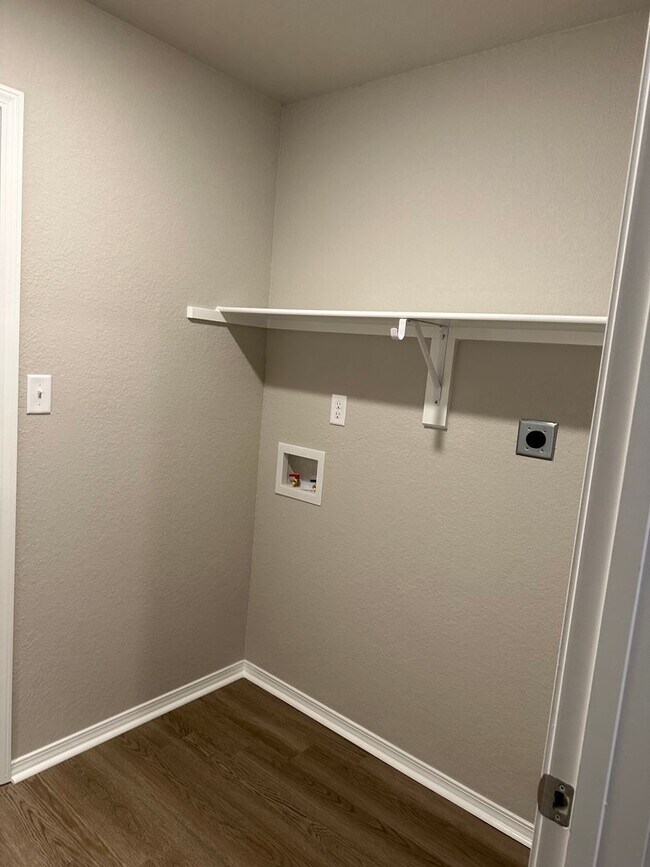 Building Photo - Pre-Leasing Now – Beautiful Home in Maumelle!