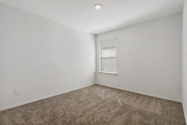 Building Photo - 14153 Carly Pines Ct