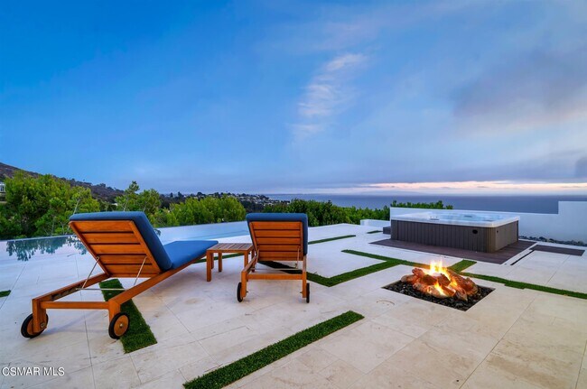 Building Photo - 3424 Shoreheights Dr