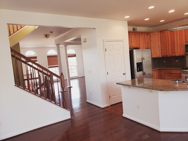 Building Photo - 22045 Chelsy Paige Sq