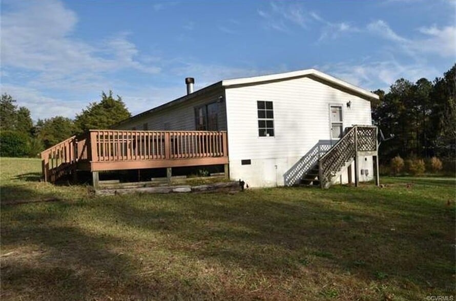 Building Photo - 8640 old pond rd