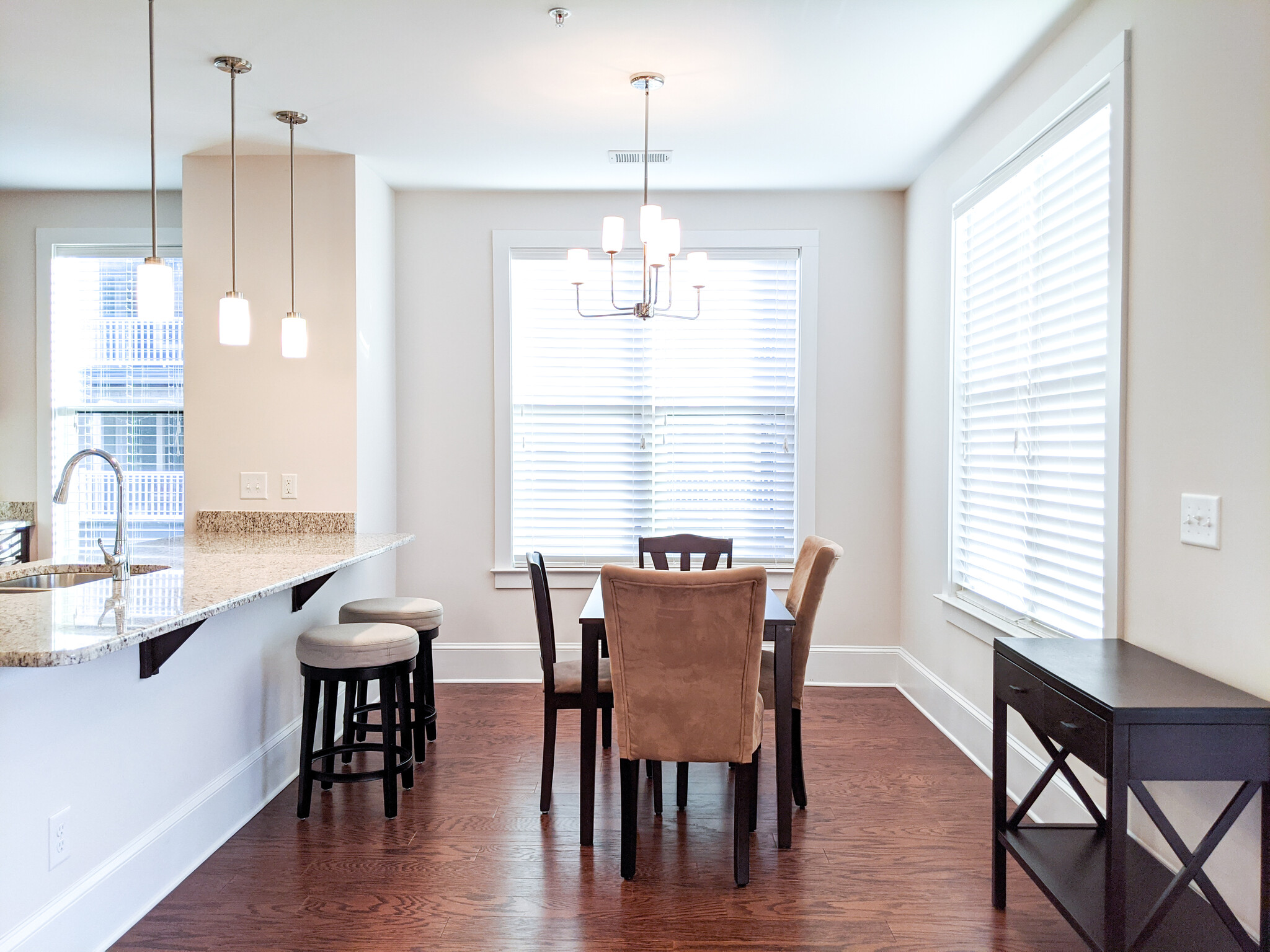 Dining area - 700 Finsbury St.