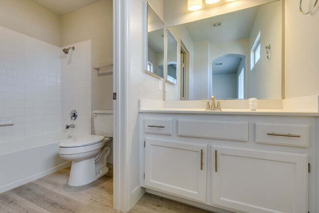 Building Photo - SUMMERLIN BEAUTY WITH TONS OF UPGRADES*3 LARGE BEDROOMS*COMMUNITY POOL*