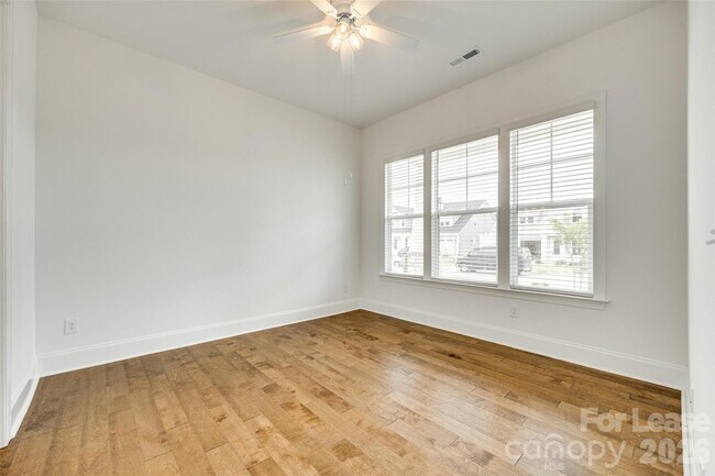 Building Photo - 13702 Tranquil Day Dr