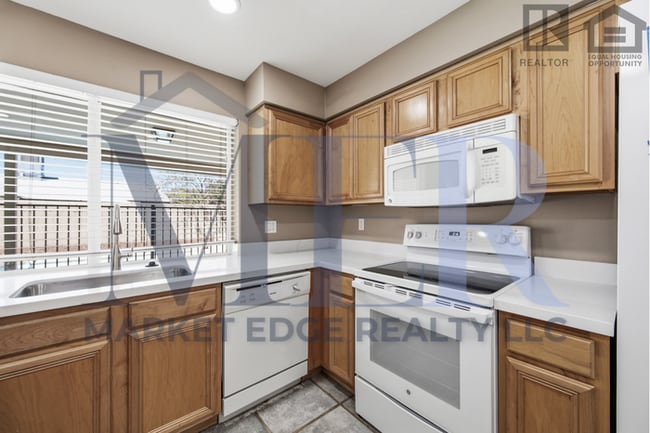 Building Photo - 3Bed/2Bath House at Peoria Ave/59th Ave! Ready for Immediate Move-In! -- NO HOA! FULLY REMODELED!