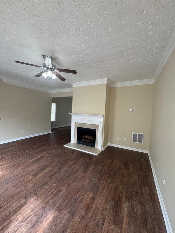 Building Photo - 2953 Falling Water Point