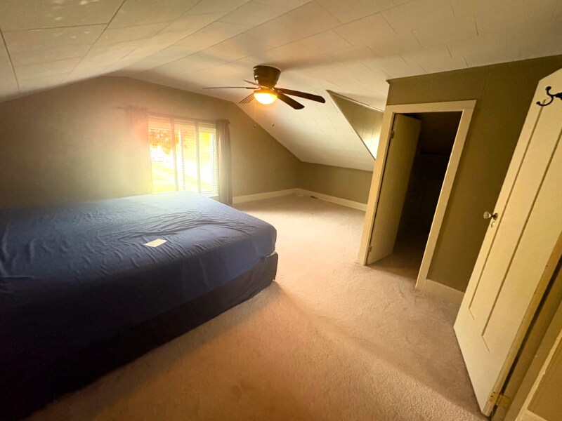 Building Photo - 3 E 3rd Ave