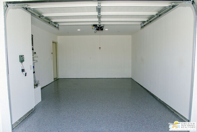 Building Photo - 13710 Cuyamaca Dr