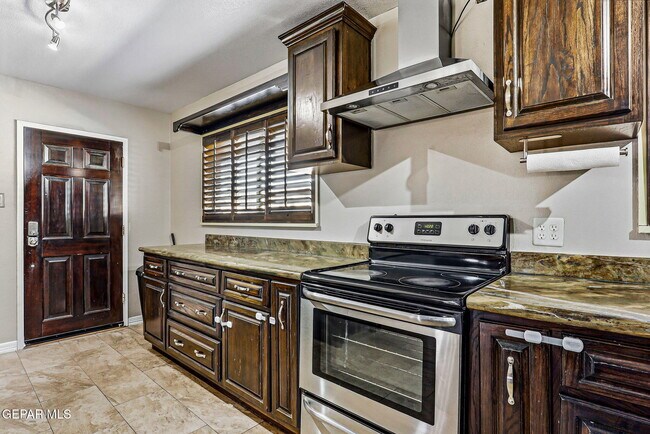 Building Photo - 4312 Wallington Dr