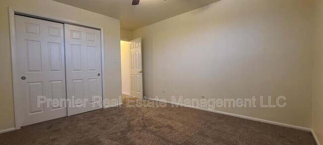 Building Photo - 4473 E Jewell Ave