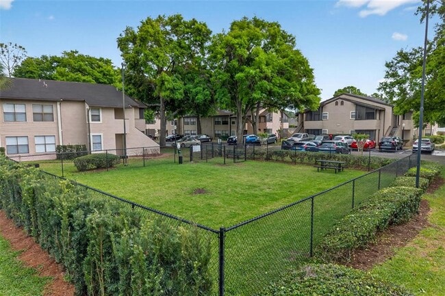 Building Photo - 2929 Antique Oaks Cir