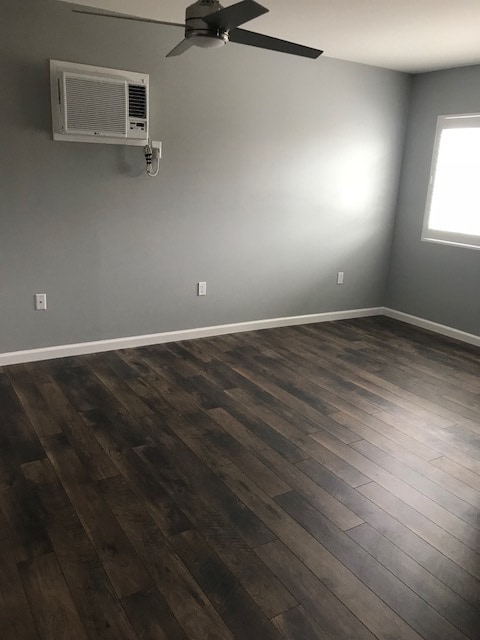 Building Photo - KENSINGTON STUDIO $2000