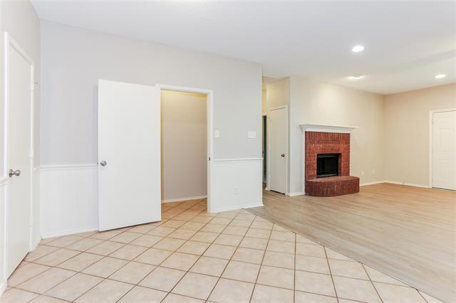 Building Photo - 815 Ackers Dr