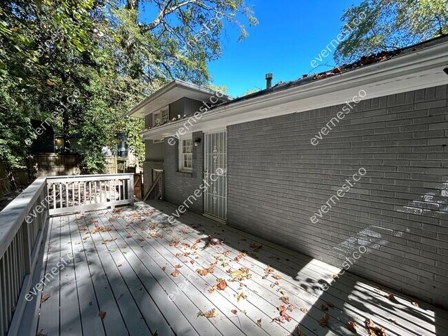 Building Photo - 120 Leathers Cir NW