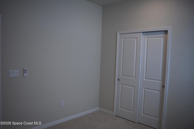 Building Photo - 5039 Sunnytime St