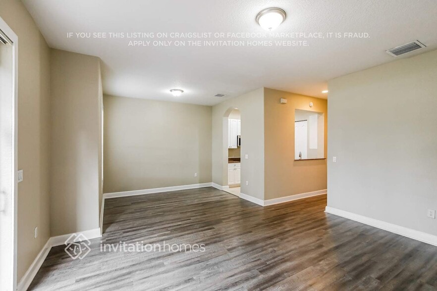 Building Photo - 8668 Blaze Ct