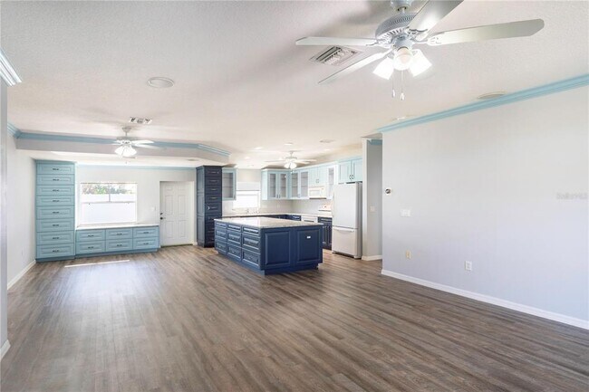 Building Photo - 1107 Mangrove Rd