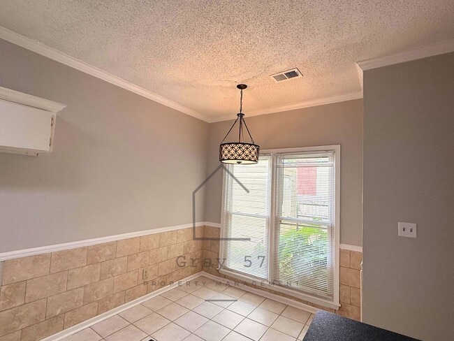 Building Photo - 2 bed, 1.5 bath townhome in Helena