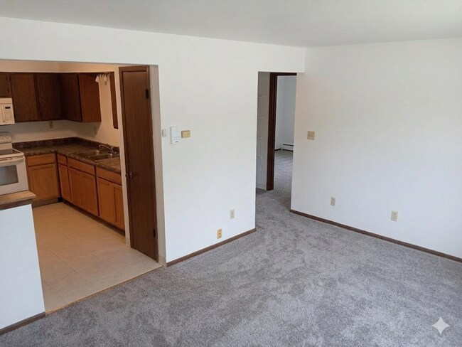 Building Photo - Coming Soon: Spacious 2BR Apartment | Heat Included | Kenosha