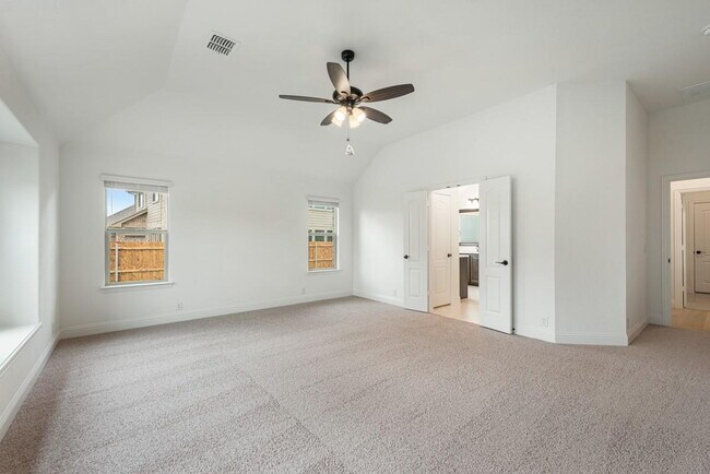 Building Photo - Spacious 4-Bedroom Retreat with 3 Full Baths – Your Modern Sanctuary Awaits in Justin, TX!