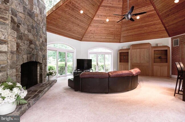 Building Photo - 11501 Skipwith Ln