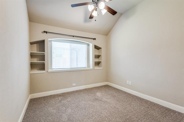 Building Photo - 1722 Sherwood Dr