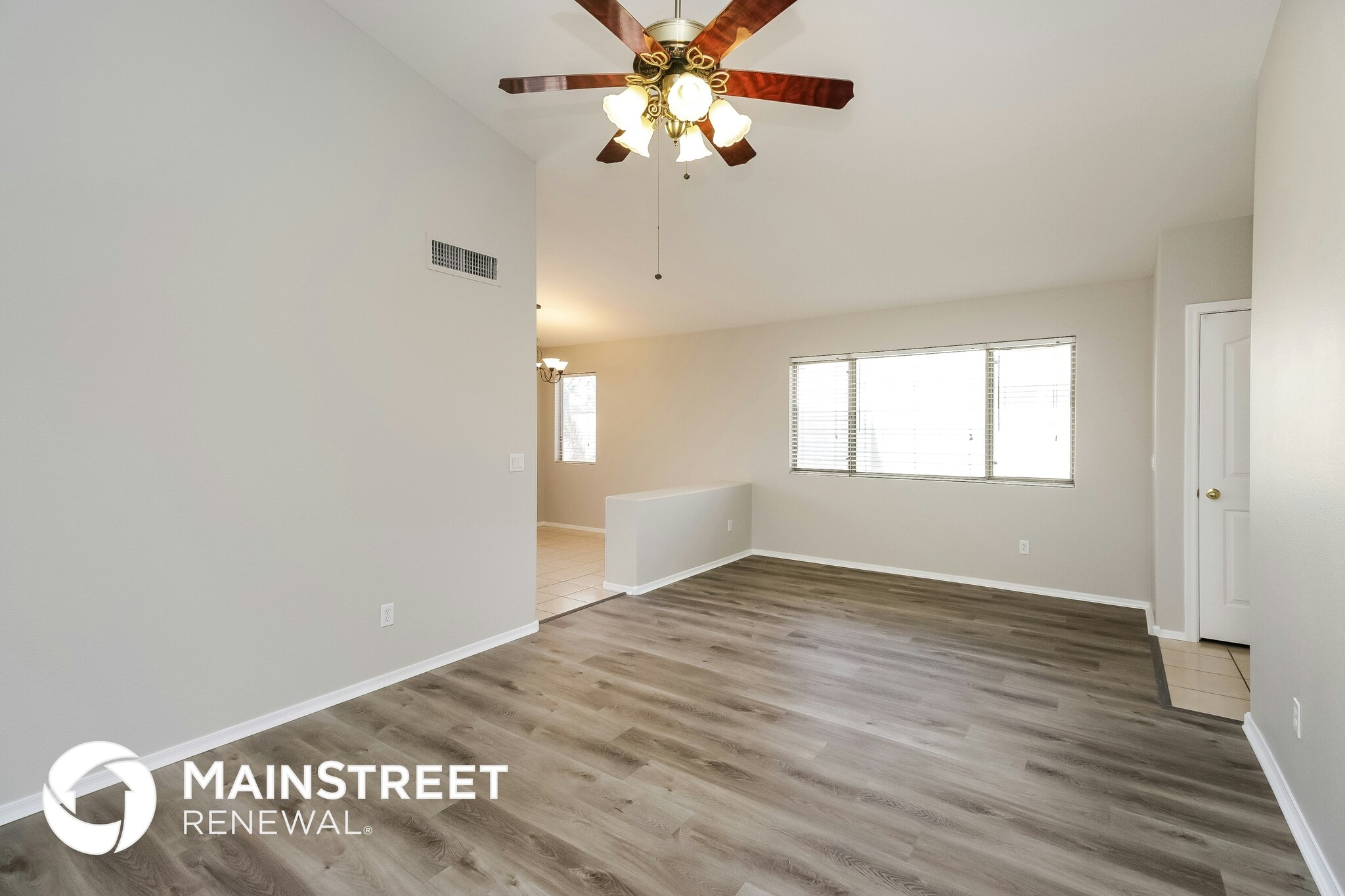 Building Photo - 2822 S Abbey