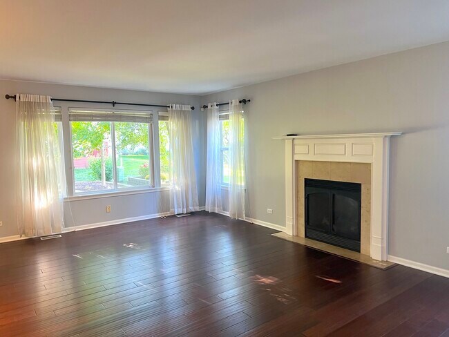 Building Photo - 2112 Skylane Dr