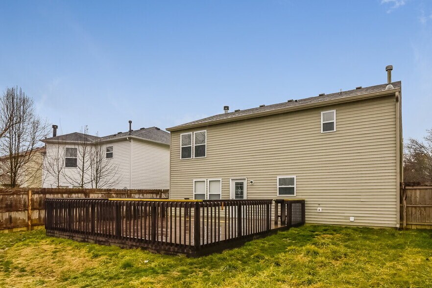 Building Photo - 10867 Delphi Dr