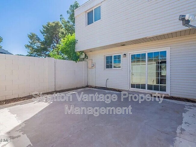 Building Photo - 6526 S McAllister Ave