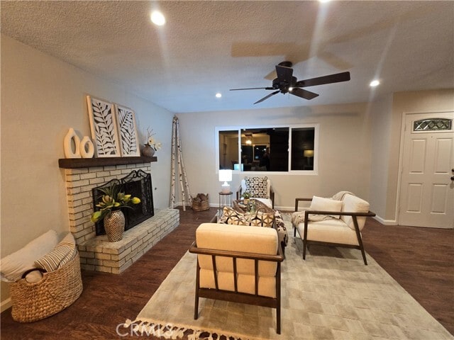 Building Photo - 607 Sixth St