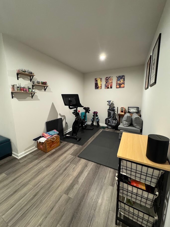 Building Photo - 6042 Cutwater Cir