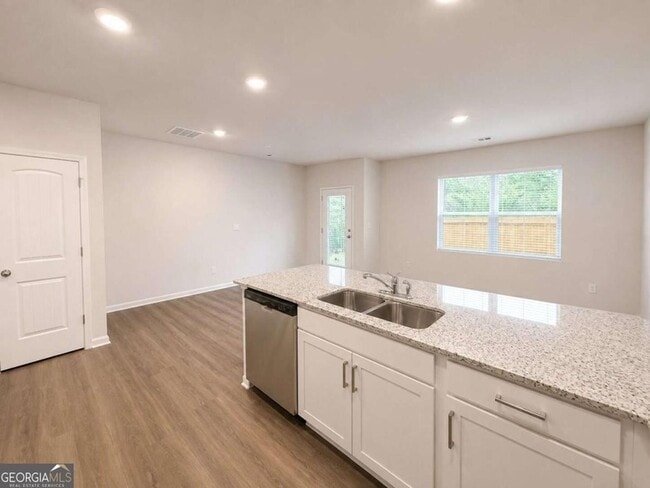 Building Photo - 14 Silverbell Ln NW