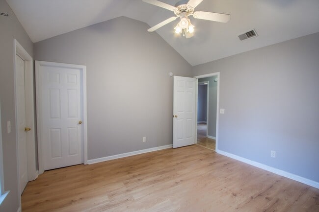 Building Photo - 4054 Margo Cir