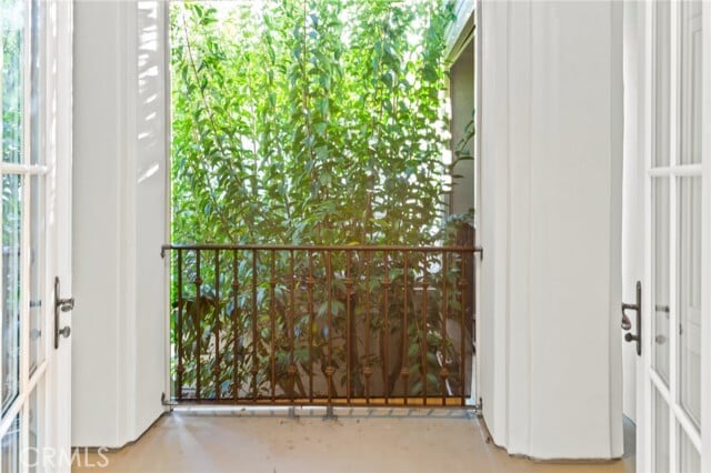 Building Photo - 8 Rue Verte