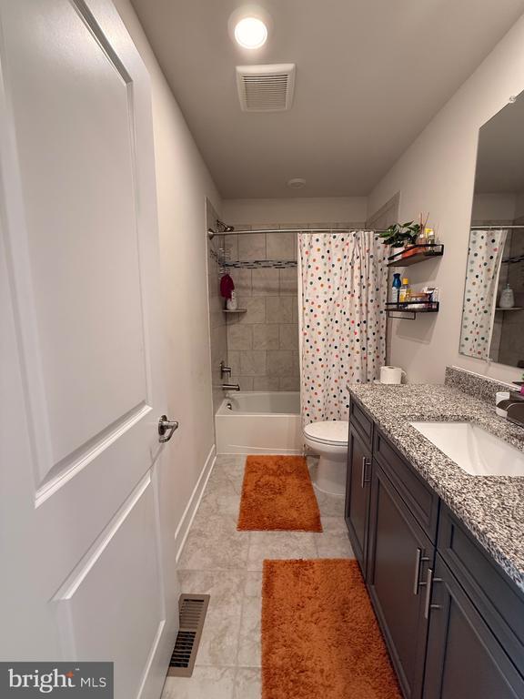 Building Photo - 11470 St Luke Dr